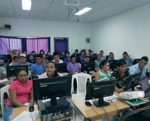 La universidad en el campo Nicaragua